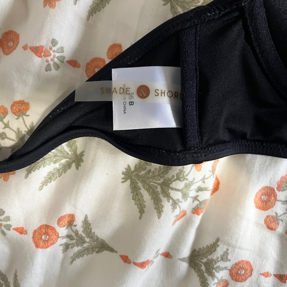 Shade & Shore bikini top - scalloped top with bright color design - Picture 2 of 6